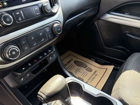 Used 2020 Chevrolet Colorado LT w/ Safety Package image 15