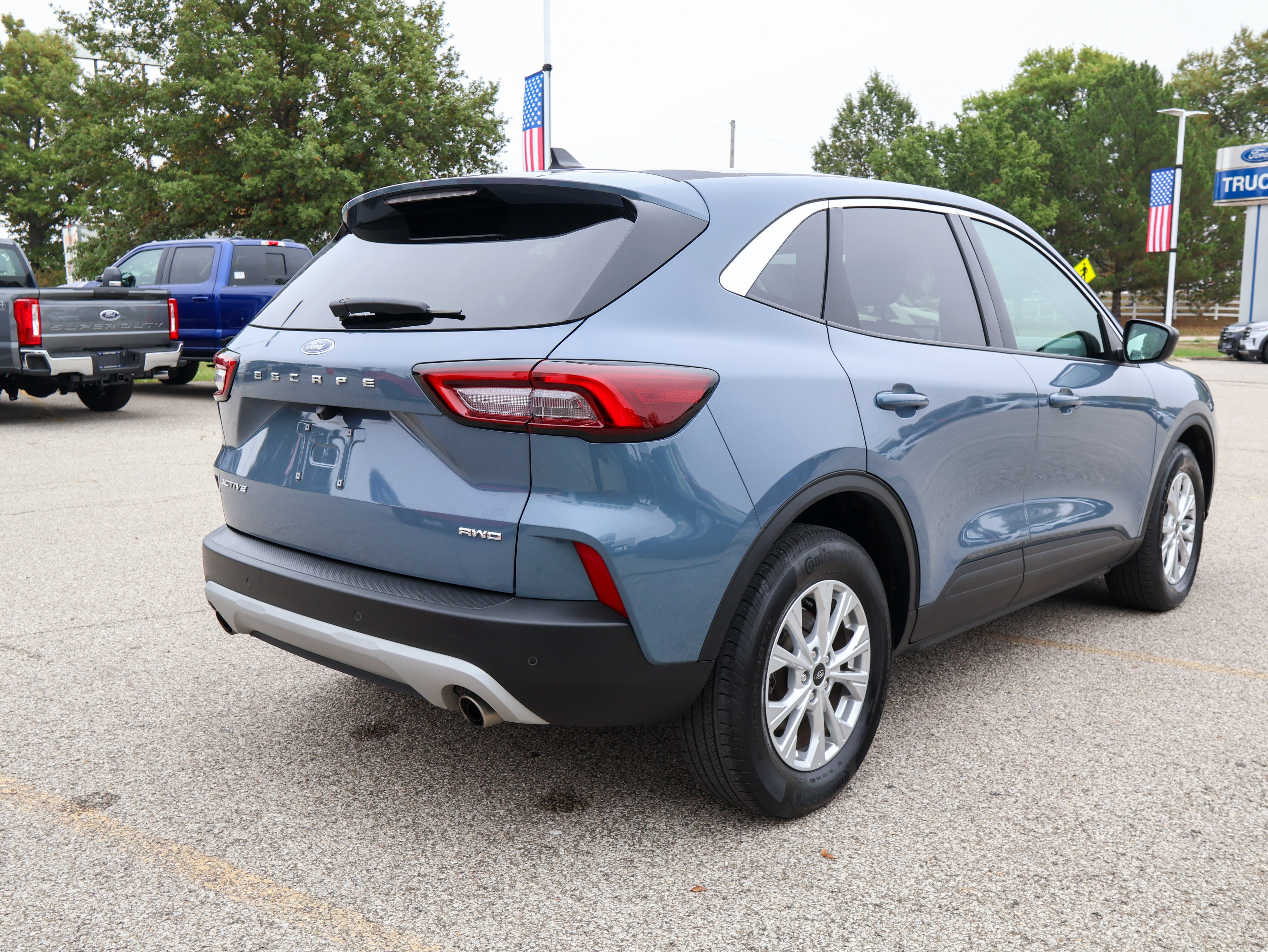 Used 2023 Ford Escape Active w/ Tech Pack #1 AWD/4WD image 5