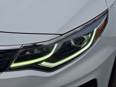 Certified 2019 Kia Optima EX w/ EX Premium Package image 9