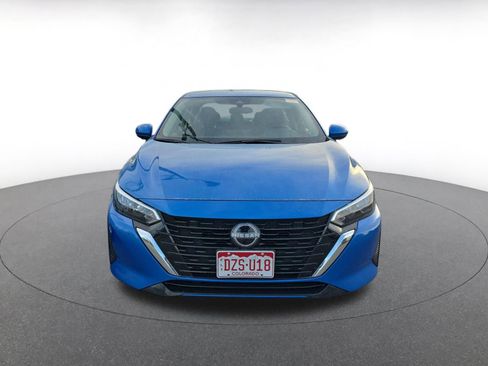 Used 2025 Nissan Sentra SV image 2