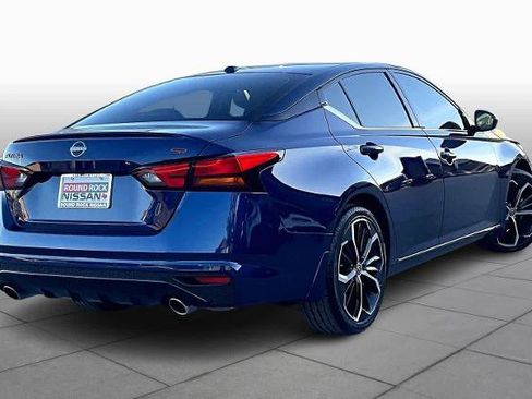 Certified 2024 Nissan Altima 2.5 SR image 12