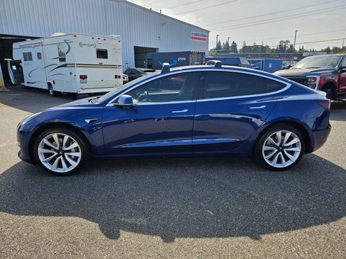 Used 2019 Tesla Model 3 RWD image 8
