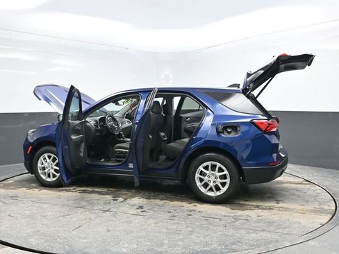 Used 2022 Chevrolet Equinox LT image 34
