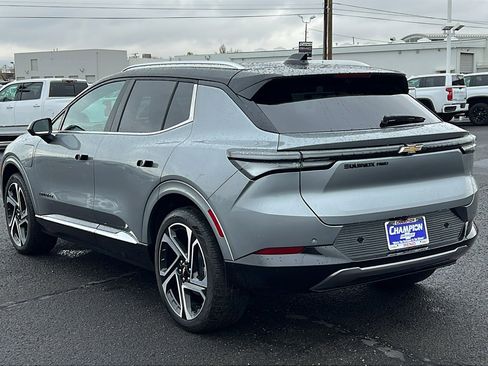 New 2026 Chevrolet Equinox EV LT image 7