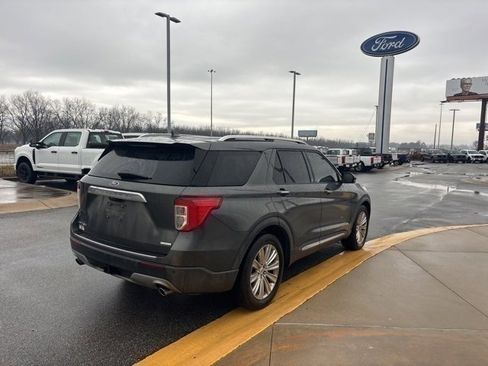 Used 2020 Ford Explorer Limited w/ Class III Trailer Tow Package image 5