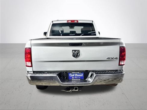Used 2018 RAM 1500 ST AWD/4WD image 7
