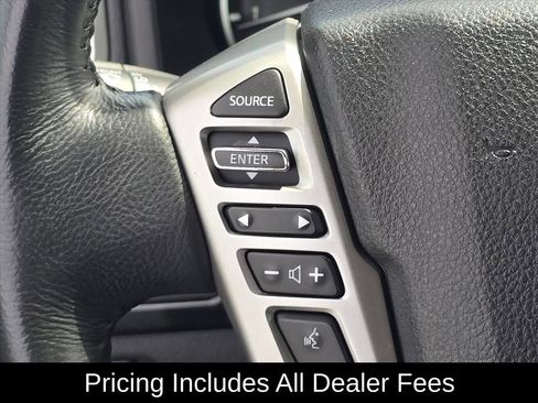 Used 2020 Nissan Titan SV w/ SV Convenience Package AWD/4WD image 23