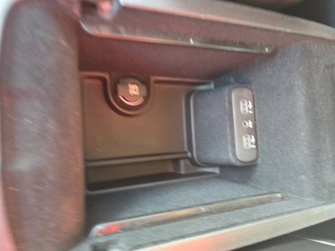 Used 2022 Chrysler 300 Touring L w/ Comfort Group image 32