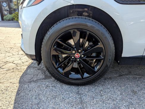 Used 2023 Jaguar F-PACE S image 54