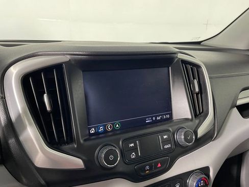 Certified 2022 GMC Terrain SLT w/ Infotainment Package II FWD image 7