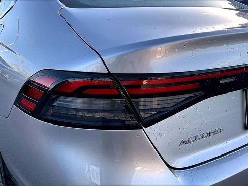 Used 2024 Honda Accord EX image 28
