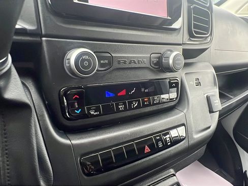 Used 2023 RAM ProMaster 2500 FWD image 15
