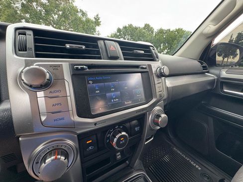 Used 2017 Toyota 4Runner SR5 RWD image 21