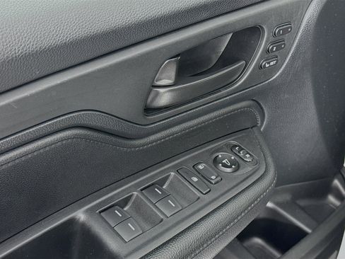 Certified 2023 Honda Odyssey Sport image 17