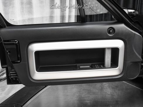 Used 2006 Ford GT image 23