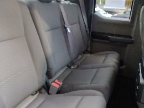 Used 2019 Ford F150 XLT image 9