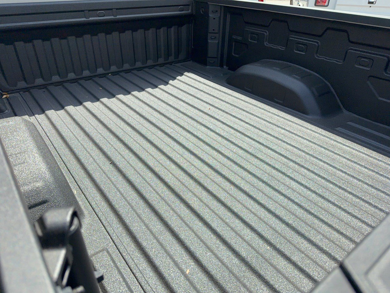 New 2026 Chevrolet Silverado 2500 Custom w/ Custom Value Package AWD/4WD image 28