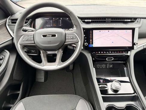 New 2026 Jeep Grand Cherokee L 4WD image 29