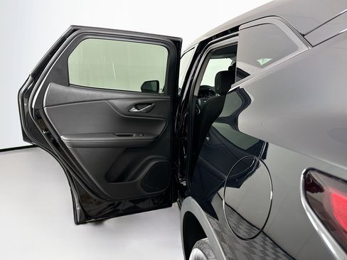 Used 2025 Chevrolet Blazer LT image 26