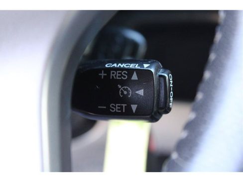 Used 2015 Toyota Tacoma 4x4 Double Cab w/ TRD Off-Road Package image 19