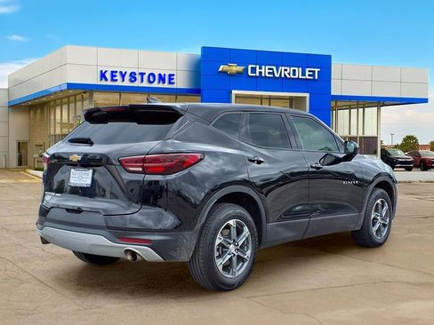 Used 2025 Chevrolet Blazer LT AWD/4WD image 7