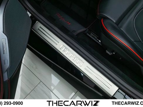 Used 2022 Ferrari Portofino M RWD image 43
