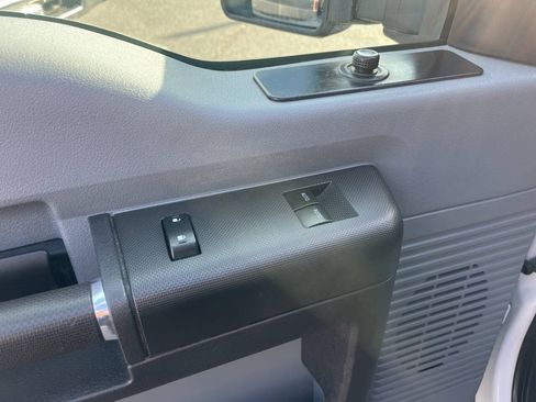 Used 2016 Ford F250 XL w/ Power Equipment Group AWD/4WD image 16