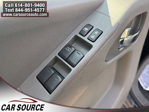 Used 2011 Nissan Frontier SV w/ SV Premium Utility Pkg image 18