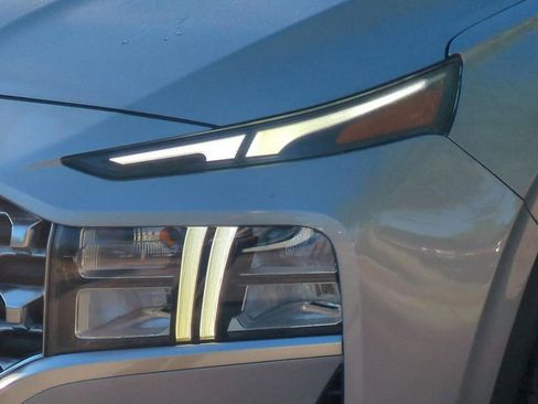 Used 2022 Hyundai Santa Fe SEL w/ Convenience + Premium Package FWD image 26
