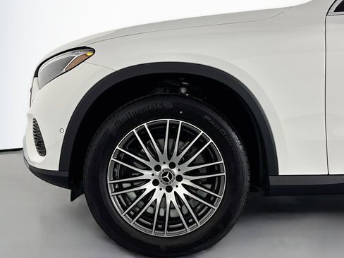 New 2026 Mercedes-Benz GLC 300 image 8