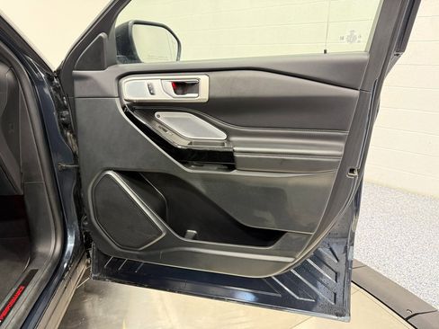 Used 2023 Ford Explorer ST w/ Equipment Group 401A image 25