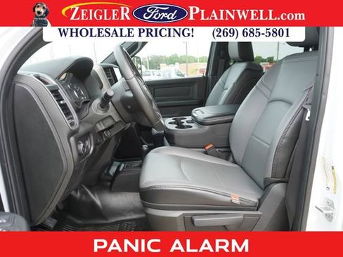 Used 2023 RAM 3500 Tradesman w/ Convenience Group image 15