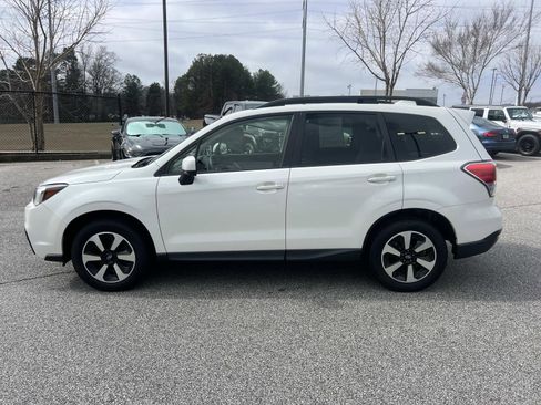 Used 2018 Subaru Forester 2.5i Premium image 4