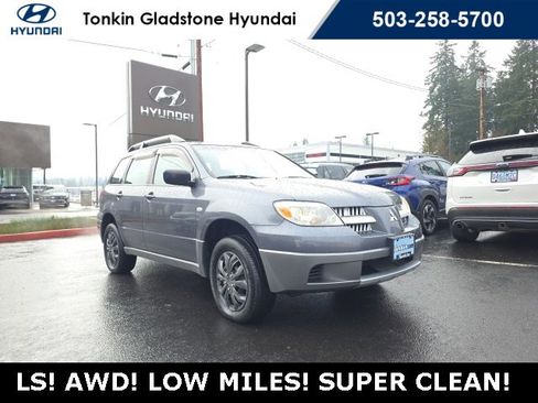 Used 2006 Mitsubishi Outlander LS image 1