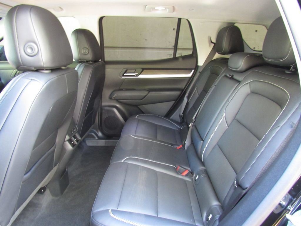 Used 2026 GMC Terrain Denali AWD/4WD image 16