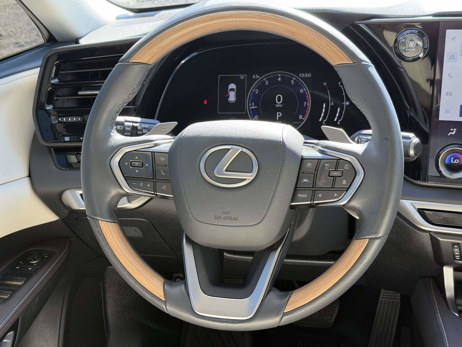 Used 2024 Lexus RX 350 Premium w/ Accessory Package (Z1) AWD/4WD image 9
