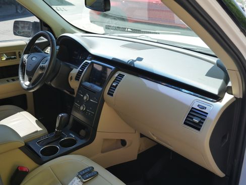 Used 2019 Ford Flex SEL w/ Equipment Group 202A AWD/4WD image 25
