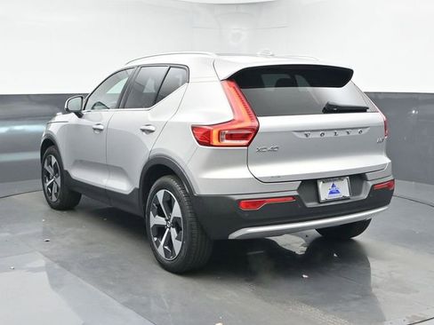 Used 2024 Volvo XC40 B5 Plus w/ Protection Package Premier image 6