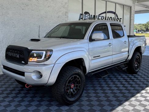 Used 2011 Toyota Tacoma PreRunner w/ TRD Sport Pkg RWD image 5