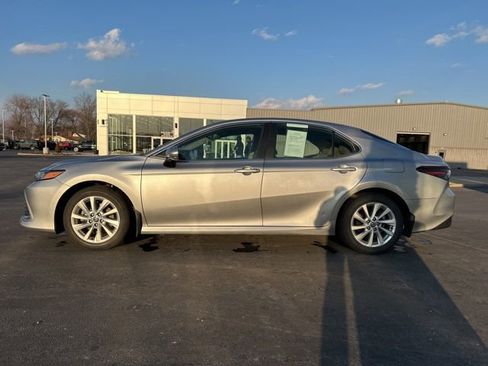 Certified 2023 Toyota Camry LE w/ Convenience Package image 4
