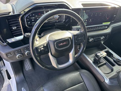 Used 2022 GMC Sierra 1500 SLT w/ SLT Premium Plus Package image 18