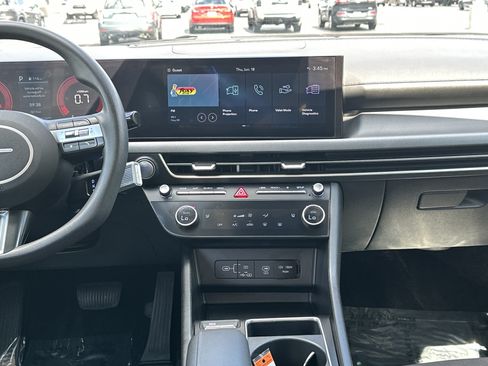 Used 2025 Hyundai Sonata SEL FWD image 30