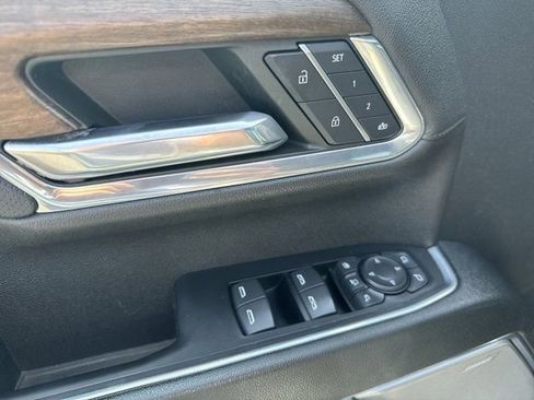 Used 2024 Chevrolet Silverado 3500 High Country w/ Technology Package image 22