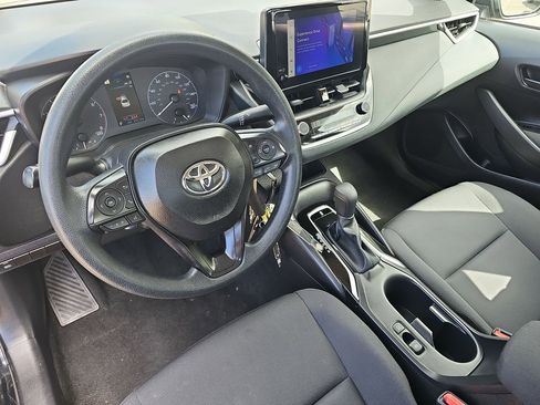 Used 2025 Toyota Corolla LE FWD image 15