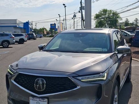 Used 2023 Acura MDX SH-AWD image 1