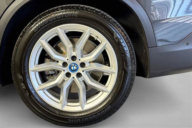 Used 2022 BMW X5 xDrive45e w/ Premium Package AWD/4WD image 30