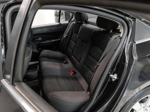Used 2015 Chevrolet Cruze LT FWD image 36