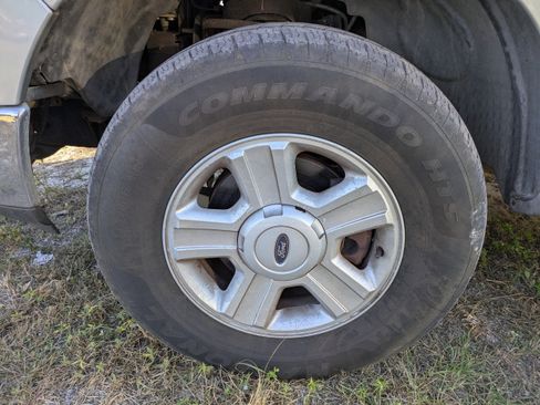 Used 2004 Ford F150 FX4 image 9