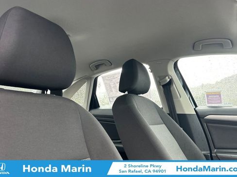 Used 2020 Volkswagen Jetta S image 19