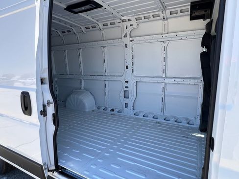 New 2026 RAM ProMaster 3500 FWD image 16